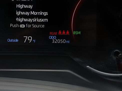 Certified 2025 Toyota RAV4 XLE AWD/4WD image 32