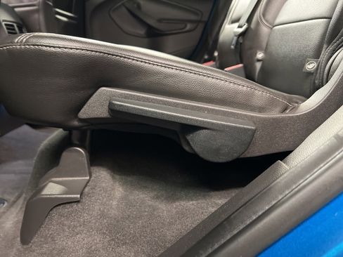 Used 2014 Ford C-MAX SEL w/ Equipment Group 302A image 34