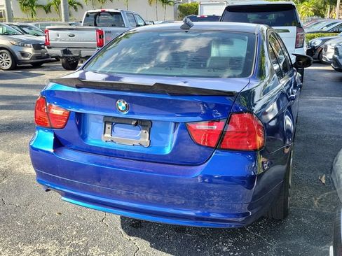 Used 2010 BMW 328i xDrive Sedan AWD/4WD image 4