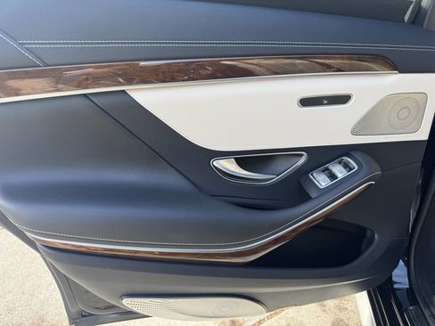Used 2016 Mercedes-Benz S 63 AMG 4MATIC Sedan w/ Driver Assistance Package image 23