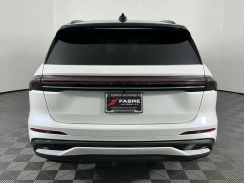 Used 2025 Lincoln Nautilus Reserve w/ Jet Appearance Package AWD/4WD image 6