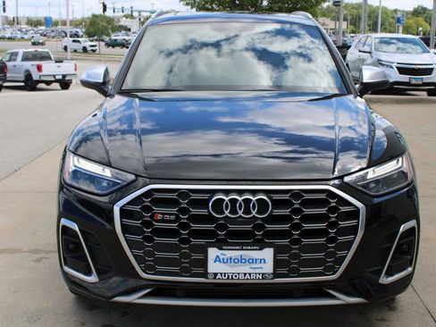 Used 2022 Audi SQ5 Premium Plus w/ Premium Plus Package image 2