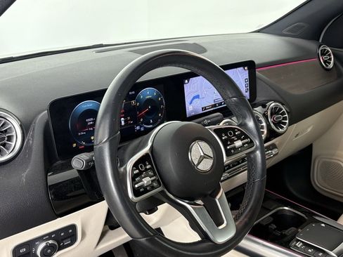 Used 2022 Mercedes-Benz GLA 250 image 13