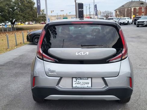 Used 2024 Kia Soul LX w/ Option Group 015 image 3