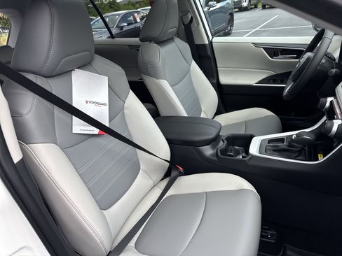 New 2025 Toyota RAV4 XLE Premium image 33