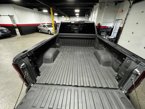 Used 2023 Chevrolet Silverado 1500 Custom AWD/4WD image 15