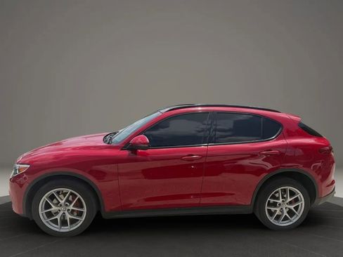 Used 2019 Alfa Romeo Stelvio Ti Sport w/ Quick Order Package 22S Sport AWD/4WD image 2