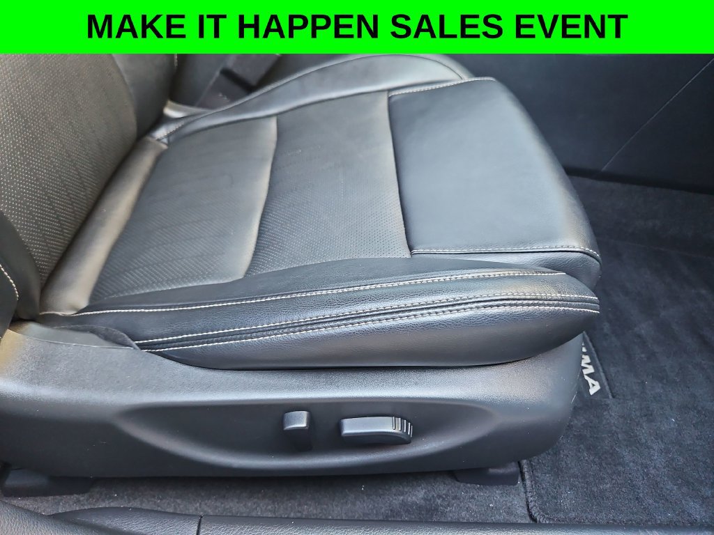 Used 2022 Nissan Maxima SV w/ Floor Mat Group FWD image 26