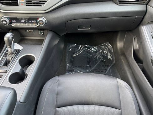 Used 2019 Nissan Altima 2.5 SV image 28