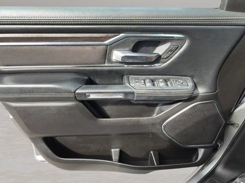 Used 2025 RAM 1500 Laramie AWD/4WD image 17