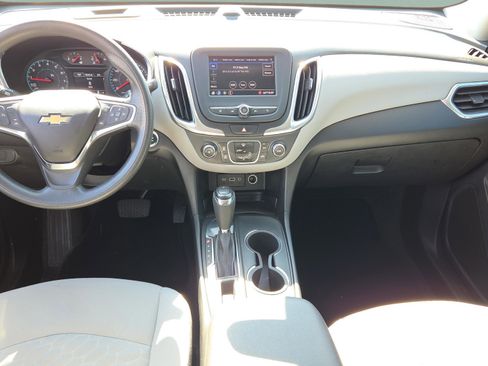 Used 2020 Chevrolet Equinox LS image 13