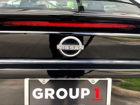 Certified 2023 Nissan Maxima SR w/ Sport Mat Group FWD image 31