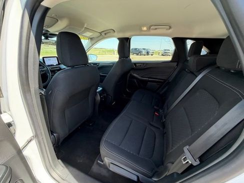 Used 2025 Ford Escape Active AWD/4WD image 18