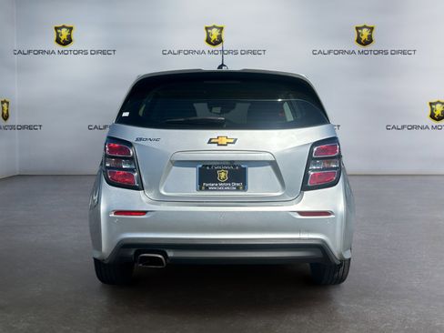 Used 2020 Chevrolet Sonic LT image 4