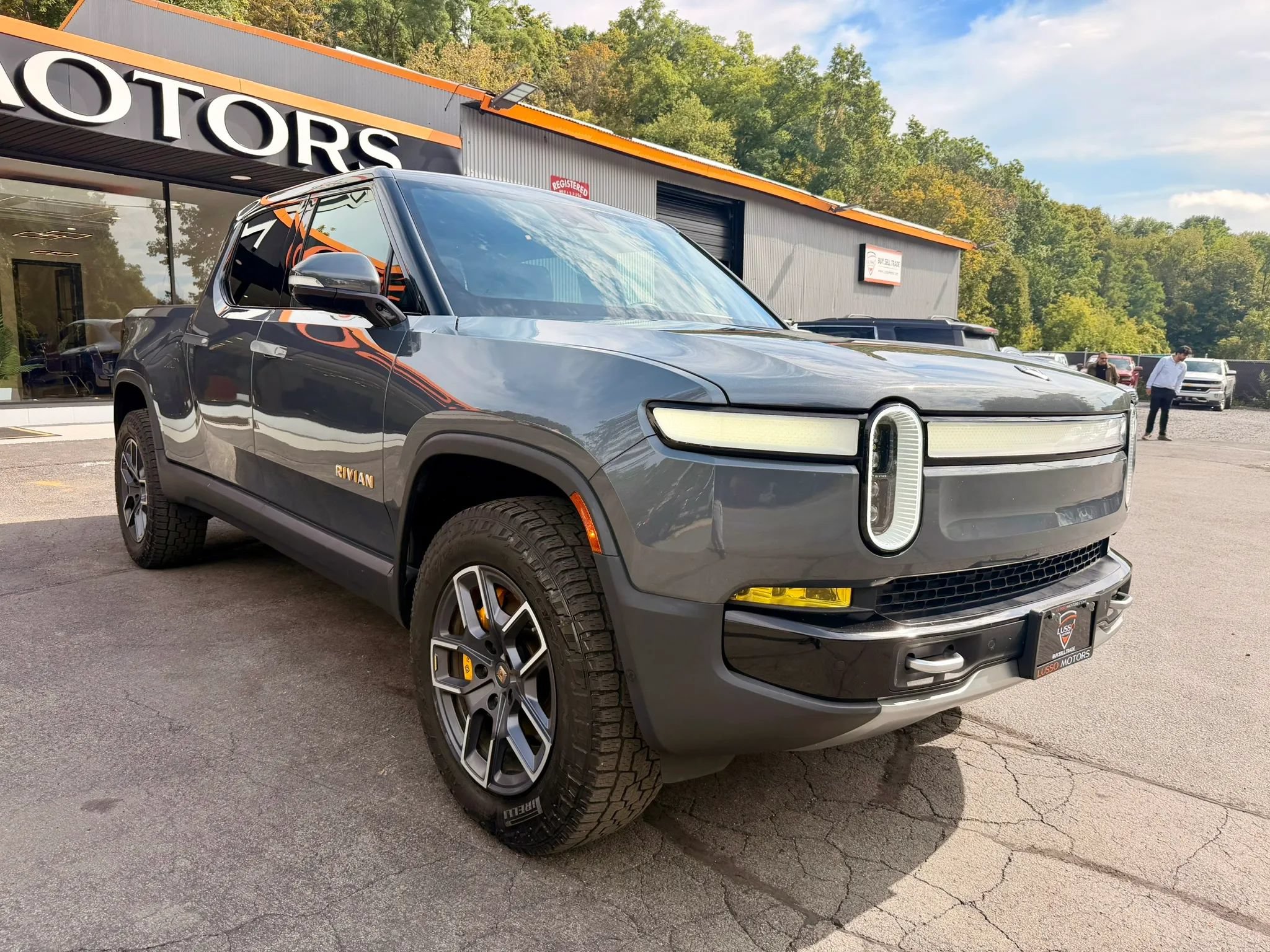 Used 2022 Rivian R1T Adventure AWD/4WD image 11