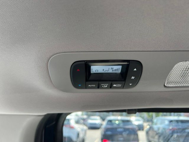Used 2024 Honda Odyssey EX-L image 31
