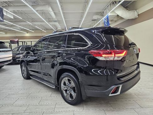 Used 2017 Toyota Highlander Limited Platinum AWD/4WD image 8