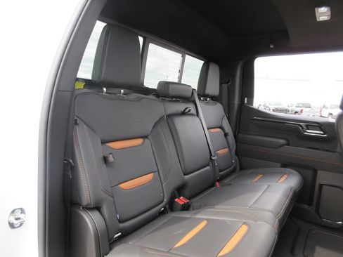 Used 2026 GMC Sierra 1500 AT4 w/ AT4 Premium Package AWD/4WD image 26