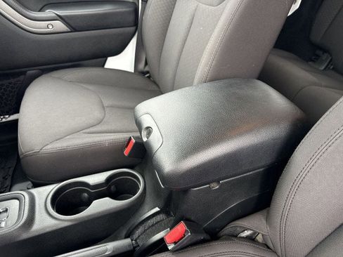 Used 2017 Jeep Wrangler Unlimited Sport w/ Quick Order Package 24S image 20