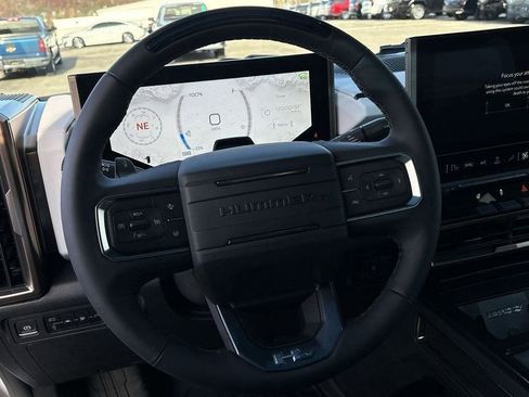 New 2025 GMC Hummer EV 3X image 11
