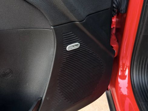 Used 2022 Dodge Challenger GT RWD image 17