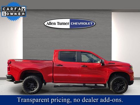 Used 2023 Chevrolet Silverado 1500 Custom Trail Boss w/ LPO, Dark Essentials Package image 5