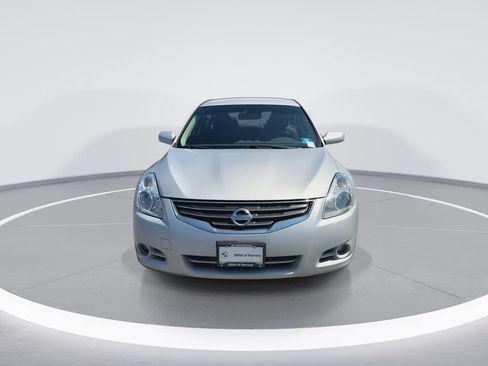 Used 2012 Nissan Altima 2.5 S w/ 20th Anniversary Pkg FWD image 3