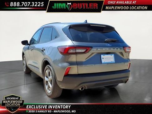 Used 2025 Ford Escape ST-Line Select AWD/4WD image 2
