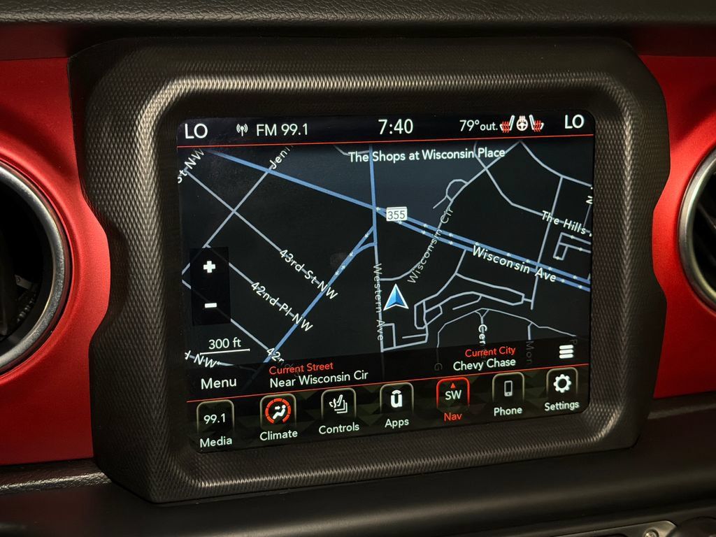 Used 2021 Jeep Wrangler Unlimited Rubicon AWD/4WD image 23