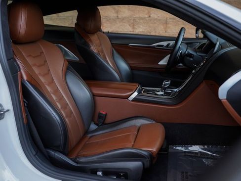 Used 2022 BMW M850i xDrive Coupe image 26