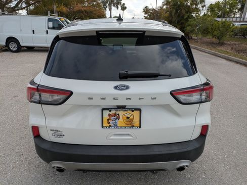 Used 2022 Ford Escape SEL FWD image 5