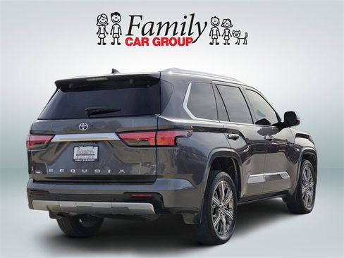 Used 2023 Toyota Sequoia Capstone image 4