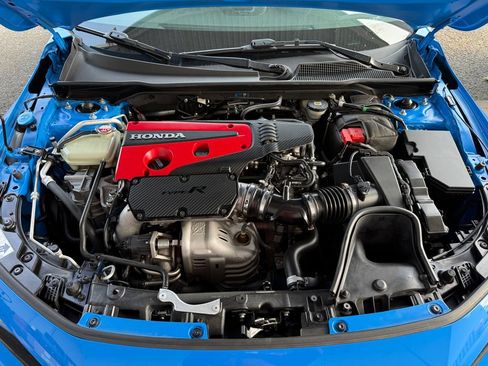 Used 2023 Honda Civic Type R image 11