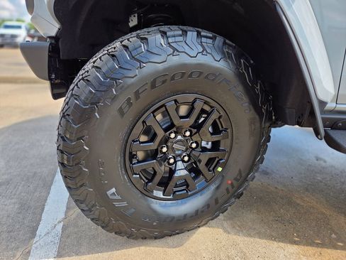 New 2026 Ford Bronco Raptor AWD/4WD image 33