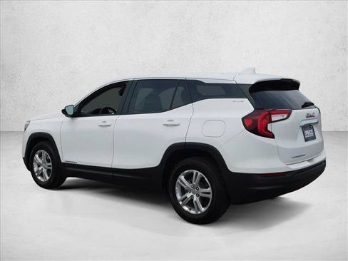 Used 2024 GMC Terrain SLE FWD image 14