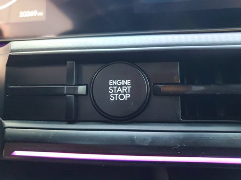 Used 2024 Hyundai Santa Fe Calligraphy FWD image 23