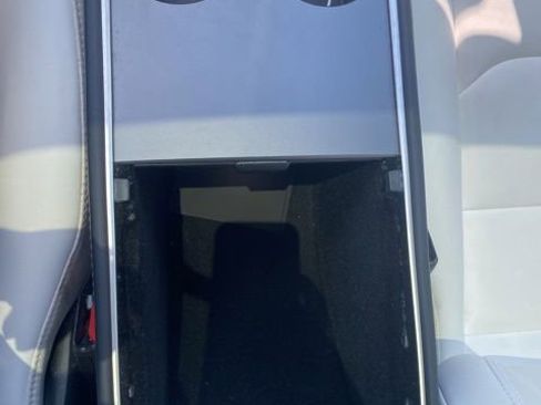 Used 2023 Tesla Model Y Performance AWD/4WD image 24
