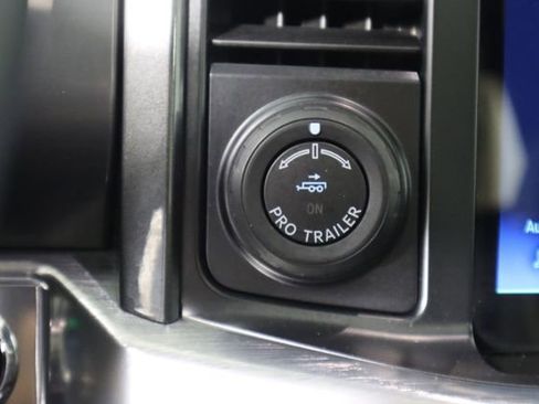 Used 2021 Ford F150 Lariat w/ Equipment Group 502A High image 50