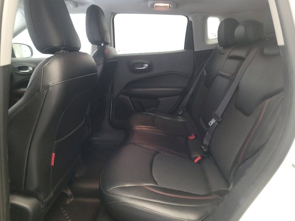 Used 2018 Jeep Compass Trailhawk AWD/4WD image 18