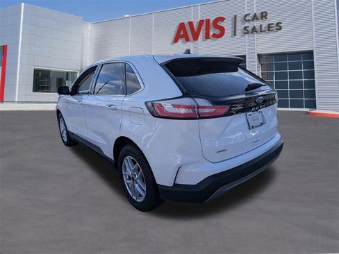 Used 2024 Ford Edge SEL image 9