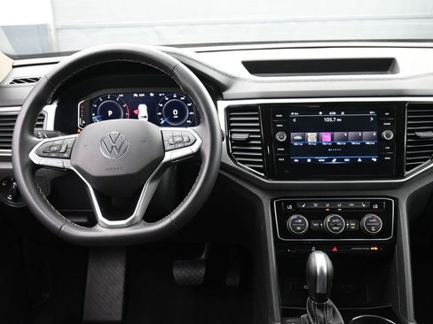 Used 2023 Volkswagen Atlas SE AWD/4WD image 12