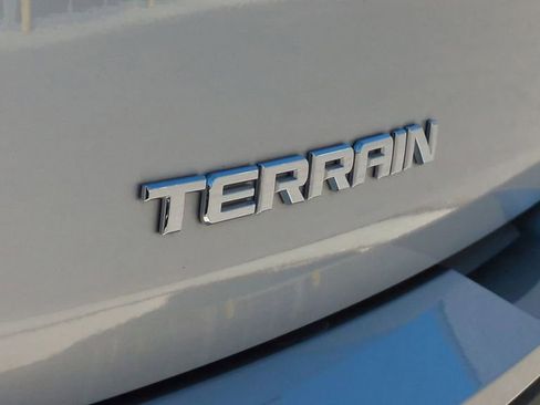 Used 2021 GMC Terrain SLE w/ Driver Convenience Package image 14