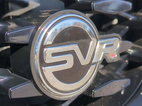 Used 2022 Jaguar F-PACE SVR image 35