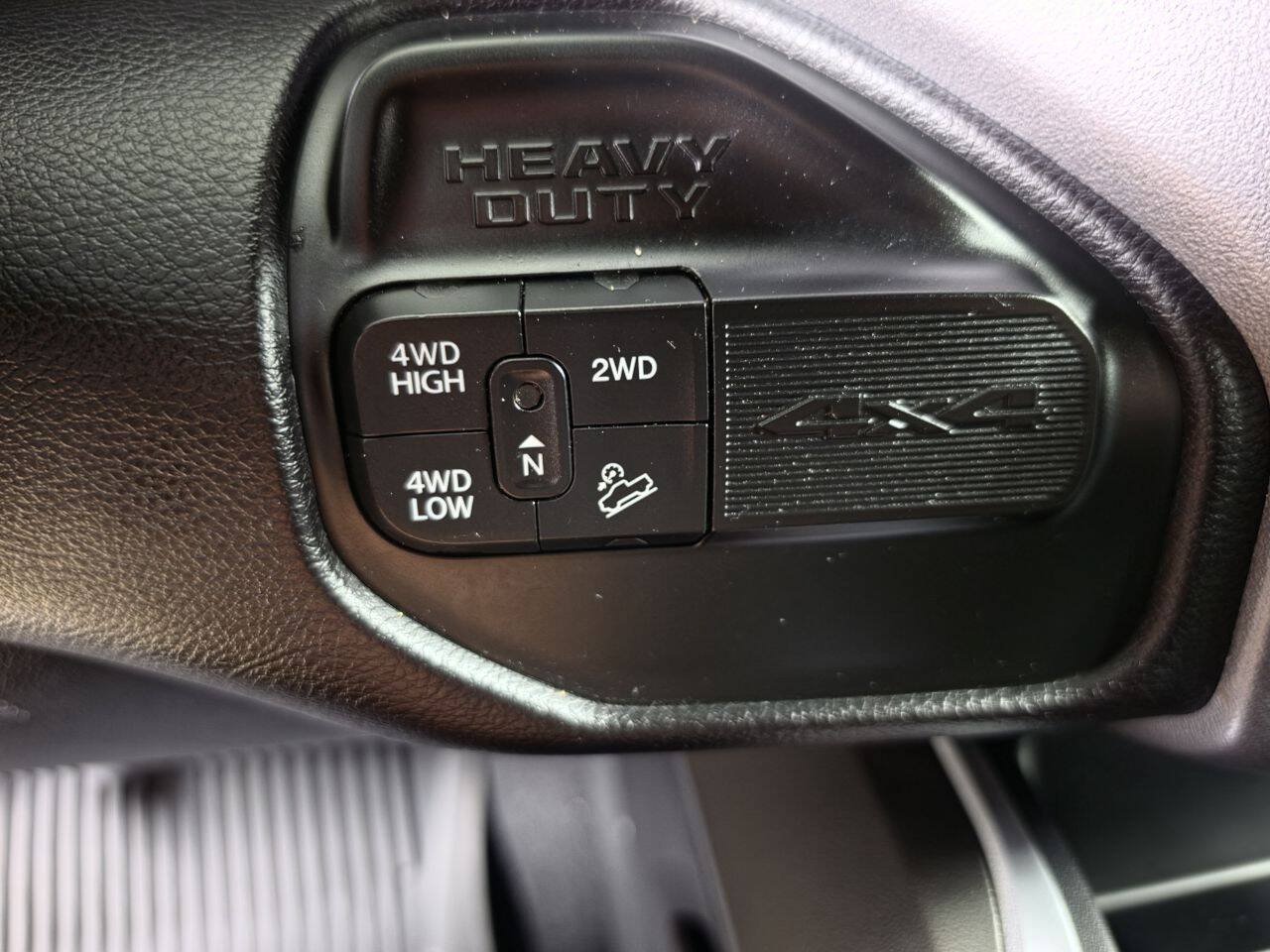 Used 2024 RAM 2500 Big Horn w/ Off Road Package AWD/4WD image 34