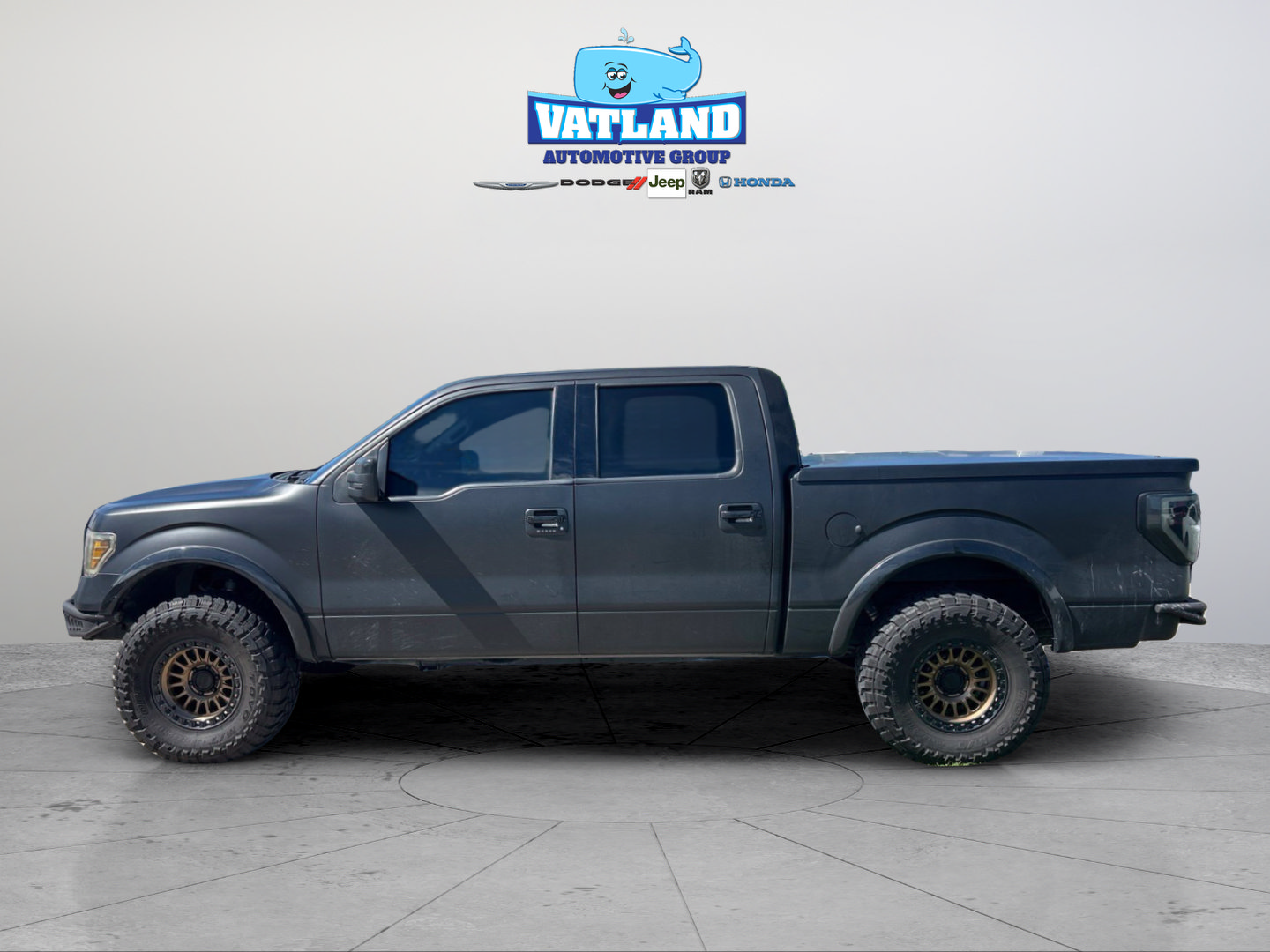 Used 2014 Ford F150 XLT w/ Equipment Group 302A Luxury AWD/4WD image 2