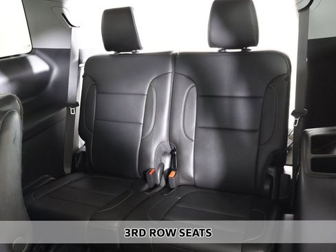 Used 2021 GMC Acadia SLT w/ Elevation Edition image 11