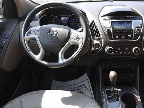 Used 2013 Hyundai Tucson GLS FWD image 22