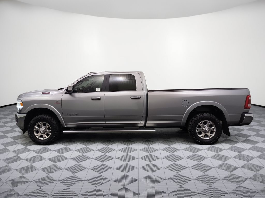 Used 2022 RAM 3500 Laramie AWD/4WD image 2