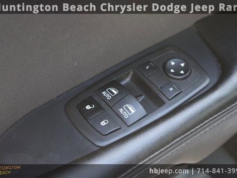 Used 2021 Dodge Challenger GT image 9