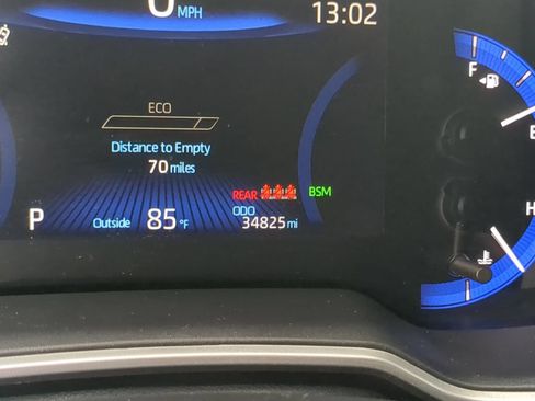 Used 2022 Toyota Corolla XSE FWD image 31